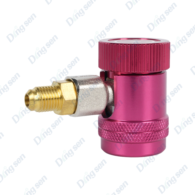 Adaptor reglabil pentru contorul de fluor